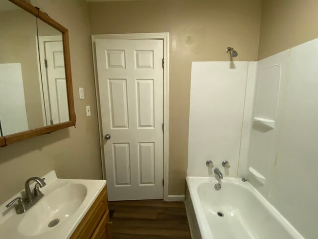 Photo - 2620 Slevin St
