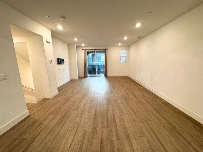 Photo - Perfect Shape Auburn Grove Property Near Downtown Livermore