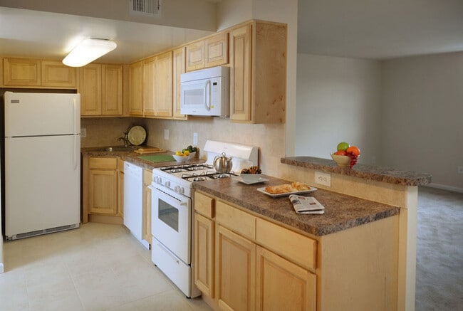 Photo - Spruce Court Apartments