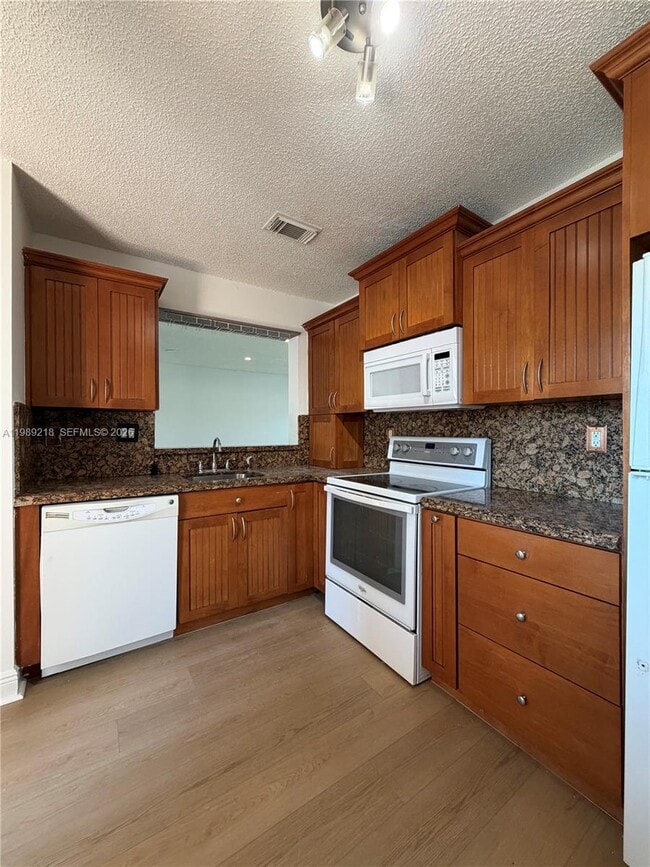 Photo - 4768 NW 114th Ave Unit 201-4