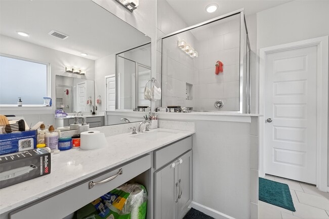 Photo - 18619 Greenwood Mdw Trl