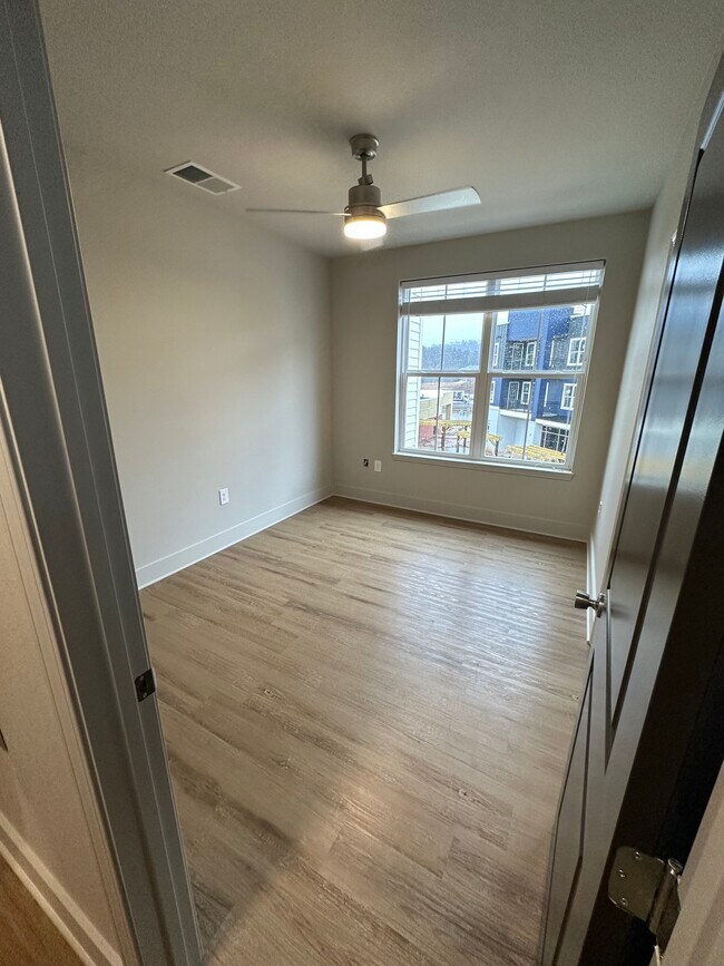 Topside 333 Apartments Louisville, TN