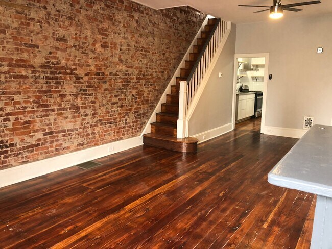 Photo - 2049 E Cambria St
