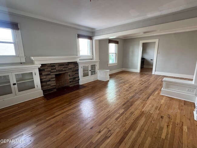 Photo - 3716 Jackson Ave