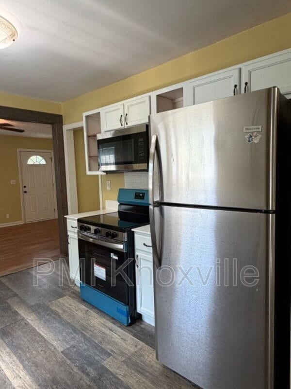Photo - 2340 Boxwood Ln NE