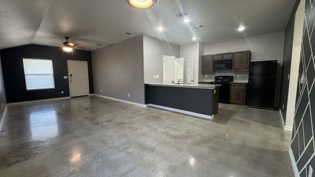 6104 Harriet Tubman Ave Unit B-MAKE READY