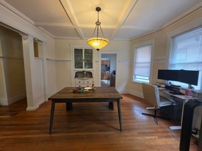 Photo - 201 Rawson Rd