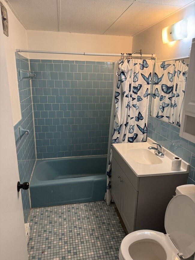 Photo - Oversized 2BR Apartment Unit 262-65
