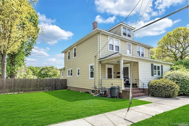29 Ford St