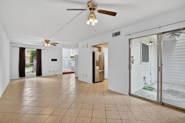 Photo - 9204 Westwood Village Dr Unit 2