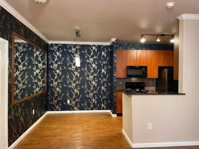 Building Photo - 8434 Walerga Rd