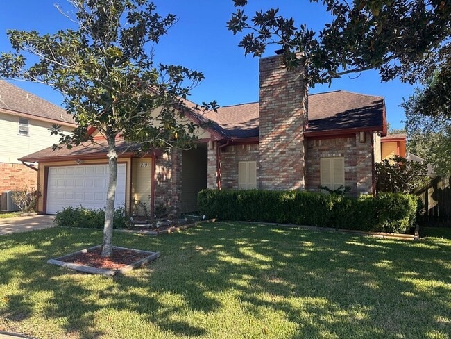 Photo - 219 Kings Ct
