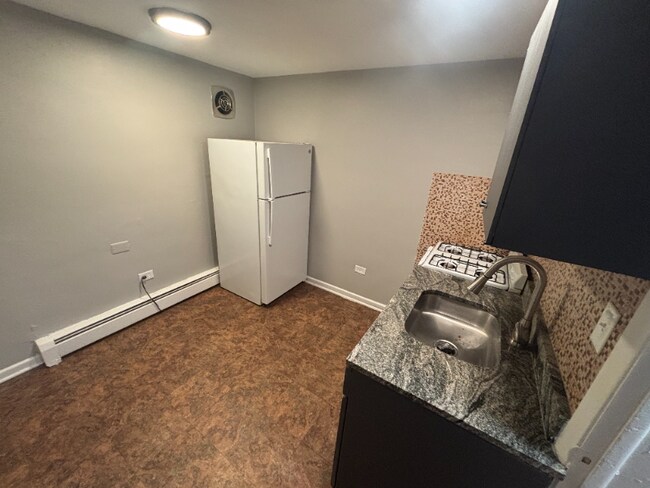 2104-2108 S 17th Ave Unit 2104-GW