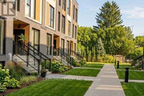 Photo - 176 Clonmore Dr