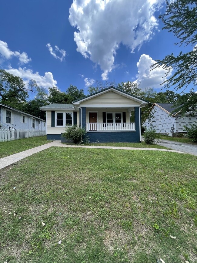 Building Photo - 1204 Wheeler Ave