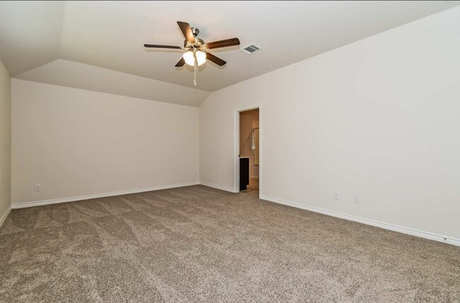 Photo - 7417 Alfriston Pl