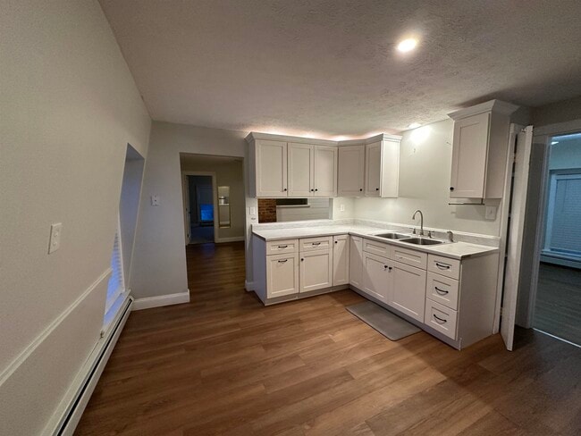 Photo - 53 Kellogg St Unit 3