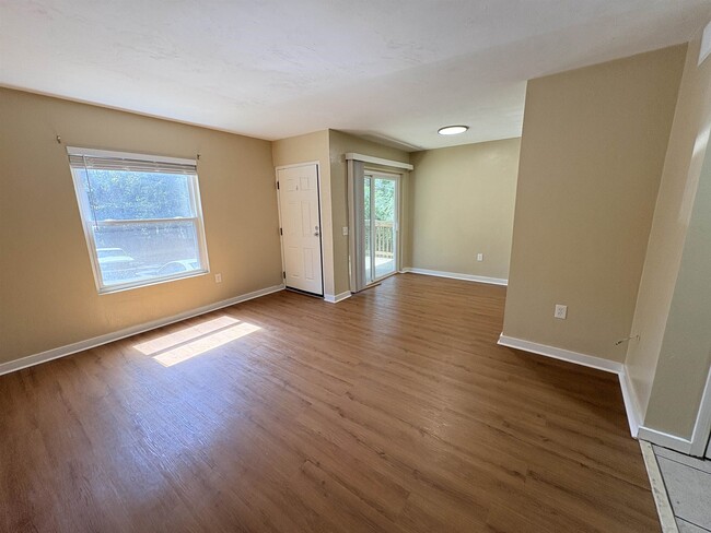 Photo - 1530 Live Oak Dr Unit C1