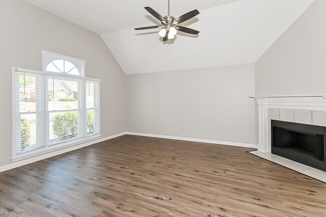 Photo - 1555 Appling Wood Cove N