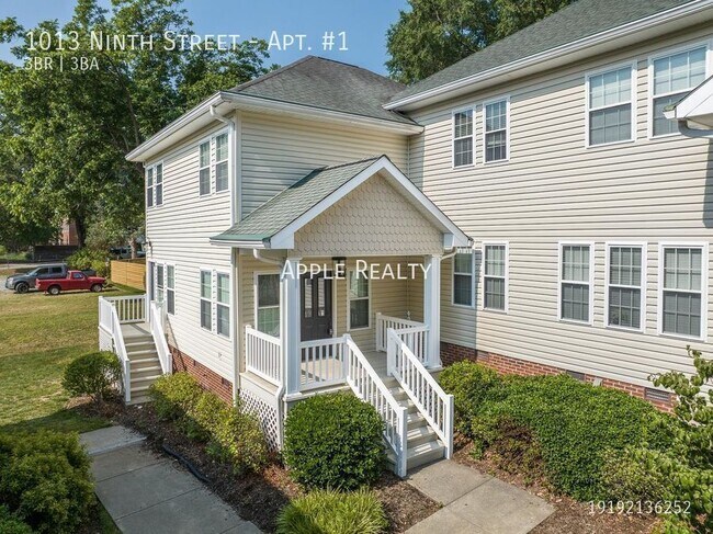 Building Photo - 1013 Ninth Street-Apt. #1 Unit Apt. #1