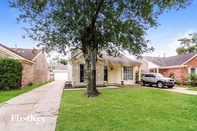 Building Photo - 5430 Santrey Dr Rental