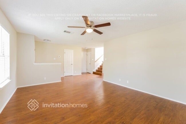 Photo - 2101 Logan Dr