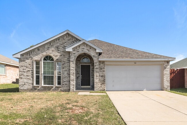 Building Photo - 904 Nancy Dr