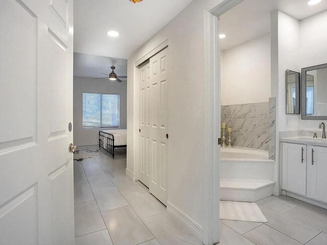 Photo - 5249 E Shea Blvd Unidad 115