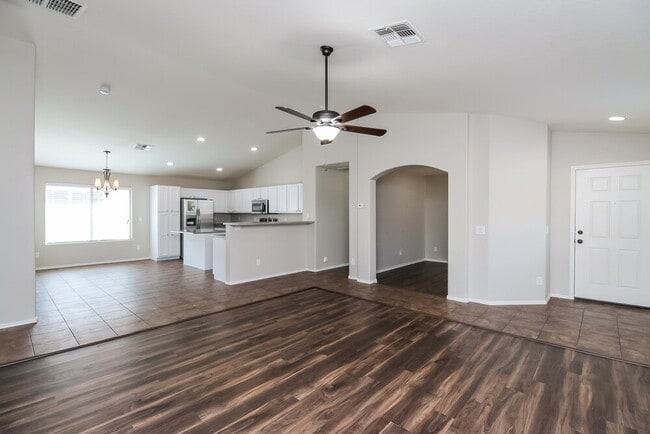 Photo - 484 W Gascon Rd