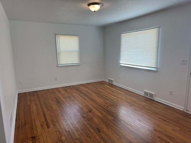 Photo - Home Sweet Home Urban Cottage