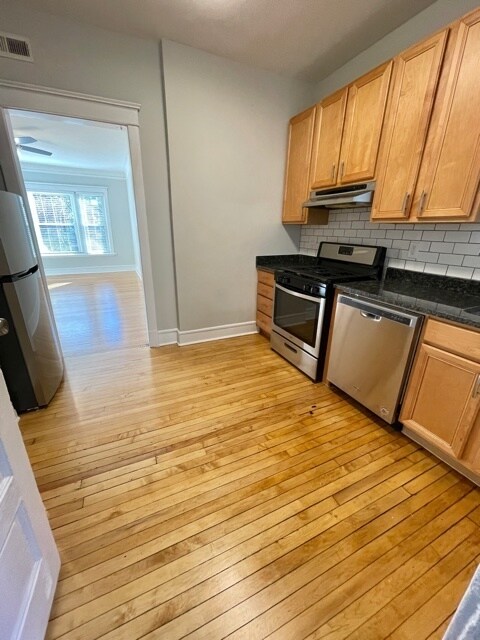 Photo - 3700 N Fremont St Unit 2