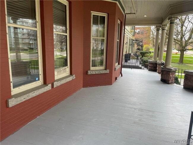 Photo - 1115 Delaware Ave Apartamento