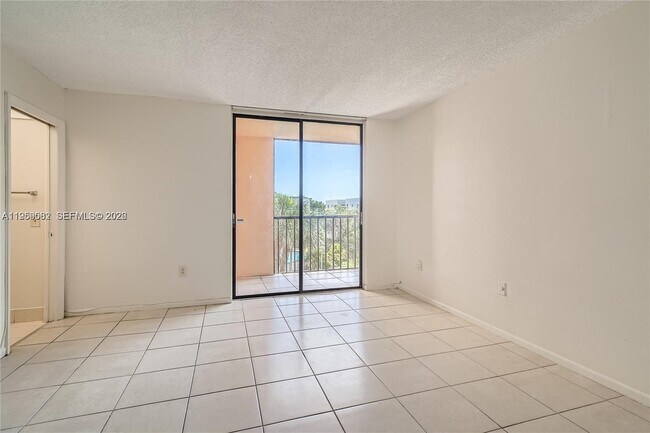 Photo - 8600 SW 133rd Avenue Rd Unit 422