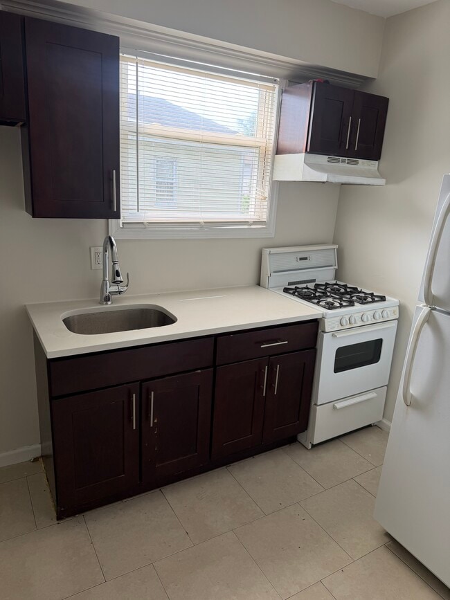 809 S 16th St Unidad 2