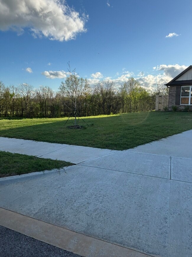Photo - 3812 SW Pinecrest Dr