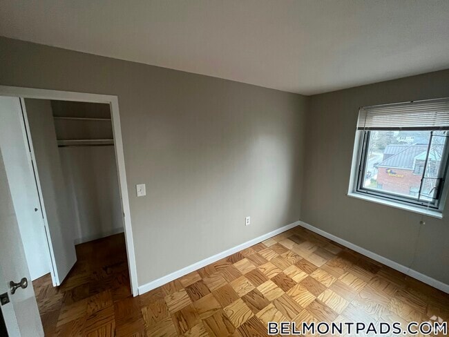 Building Photo - 125 Trapelo Rd Rental