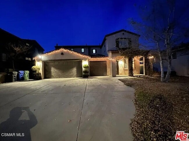 Photo - 711 E Ave Q10