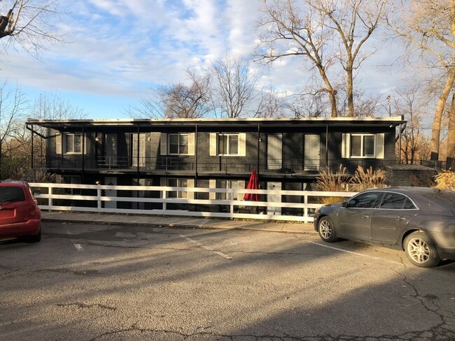 Front view - 74 W Moler St Unit E