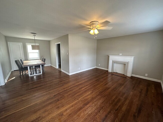 Photo - Tech Terrace Pre-lease!!