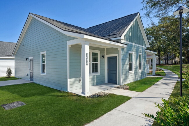 Hamlet Maybank - Homes & Townhomes for Rent