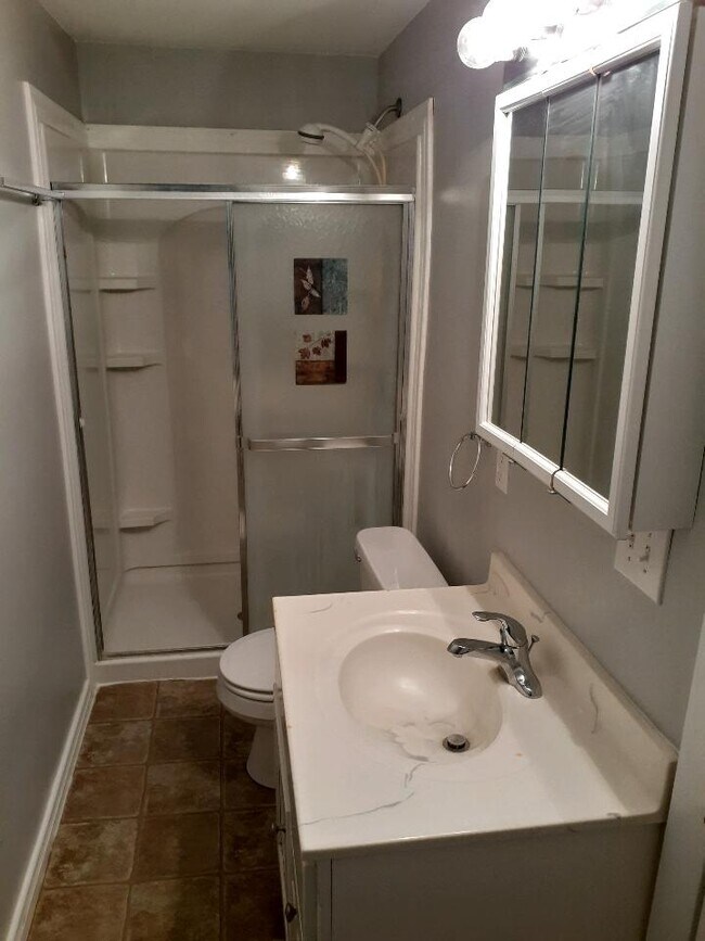 Photo - 330 Gwinn Ave Unit 1