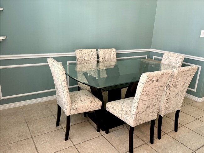 Photo - 3410 Skyline Village Dr