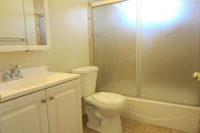 Photo - Spacious Remodeled Upstairs Apartment, 2 Bathrooms, Garage Plus 1, A/C, Balcony! Unit 4
