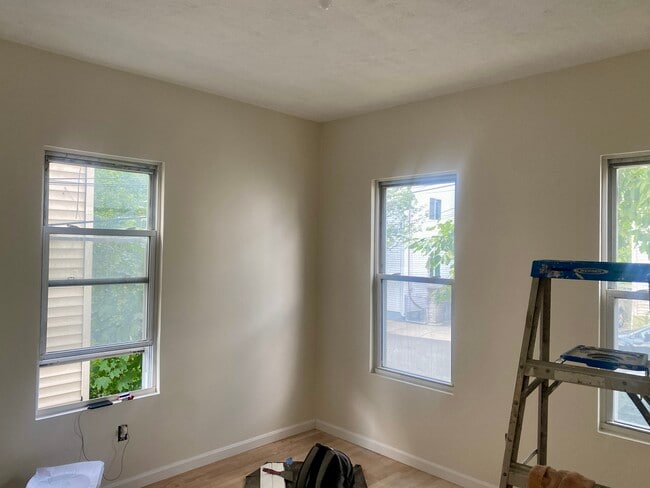 Photo - 126 Thorndike St Unit 1