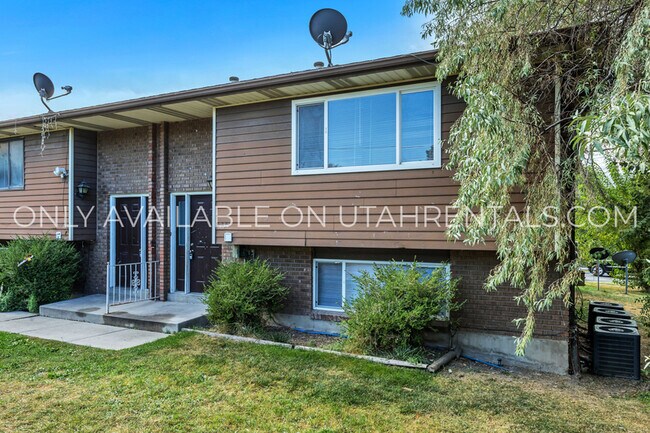 Photo - 234 W Foxbridge Dr