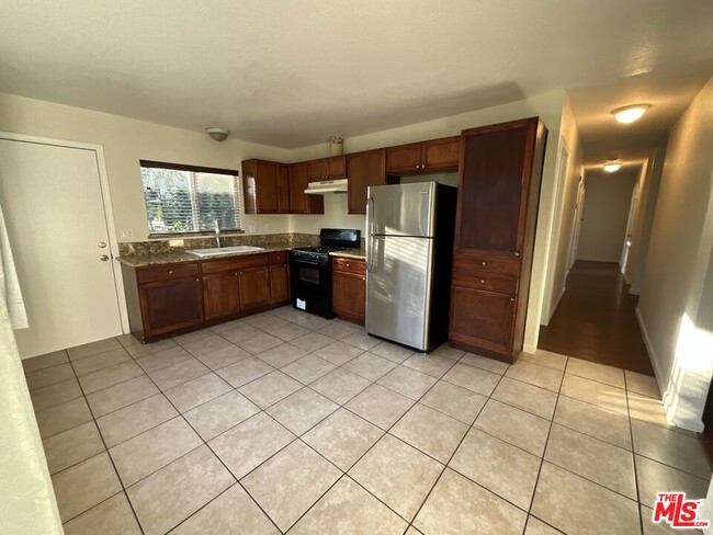 Photo - 243 S Sutter Ave