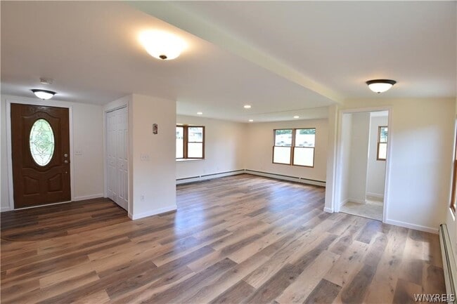 Photo - 1849 Olean Rd