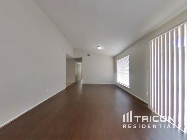 Photo - 17803 Glenmark Dr