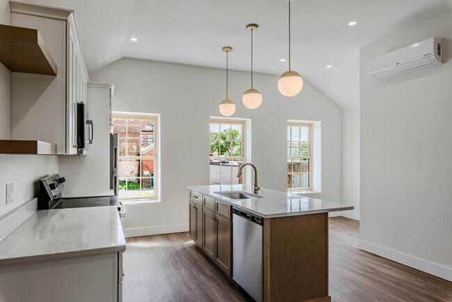 Photo - 110 Hotel St Unit 4 Floor 2