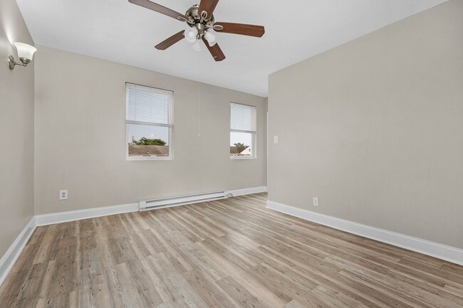 1136 Steelton Ave Unidad 1136 Steelton Avenue Unit 2